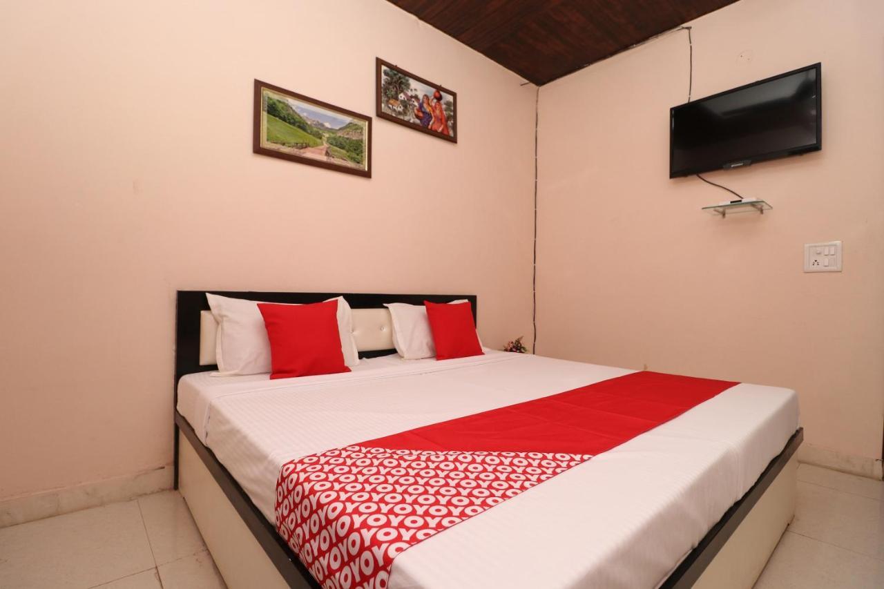 Oyo 28338 New Life Banur Exterior foto