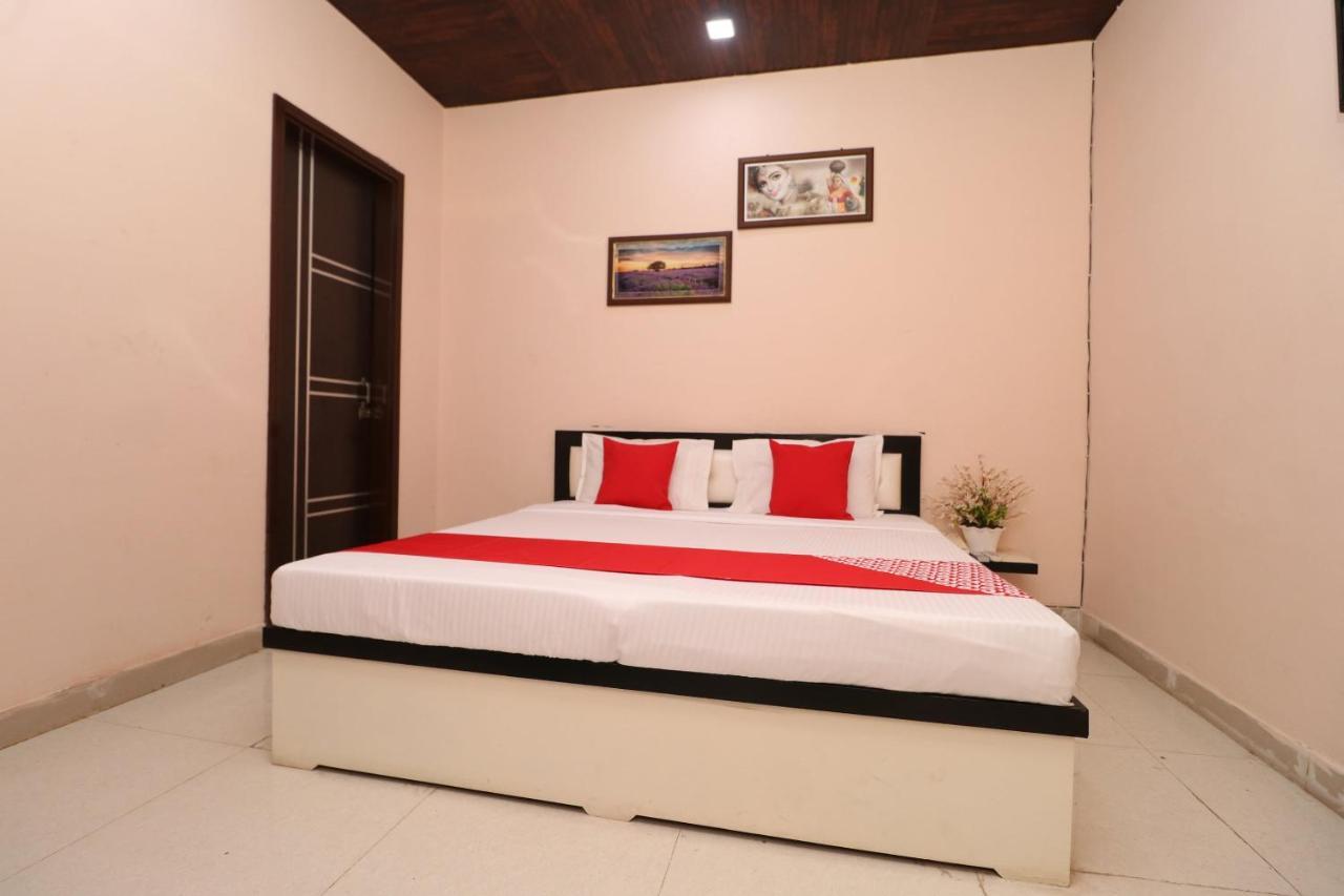 Oyo 28338 New Life Banur Exterior foto